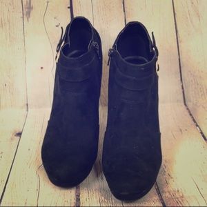 G by GUESS Darlyng Ankle Bootie